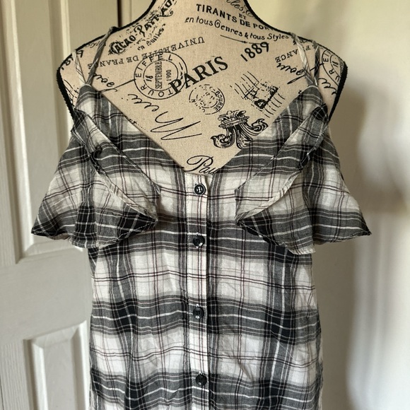 Oversized Plaid Dress - Picture 2 of 5